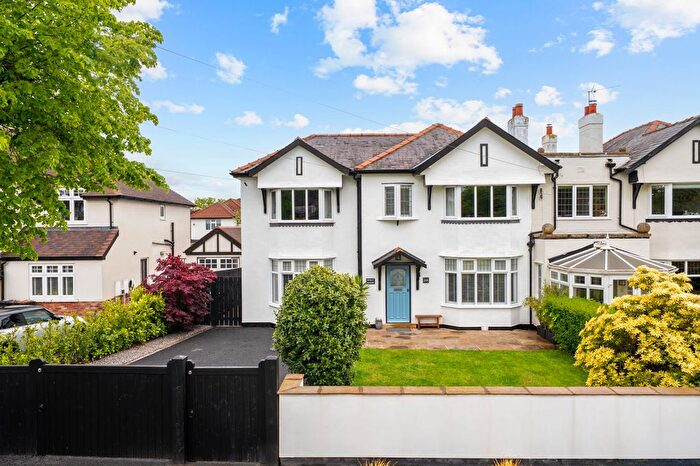 4 Bedroom Semi Detached House For Sale In St. Ronans Road, Harrogate, HG2