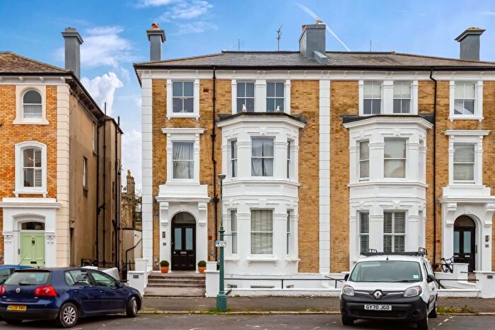 Flat For Sale In Selborne Road, Hove, BN3