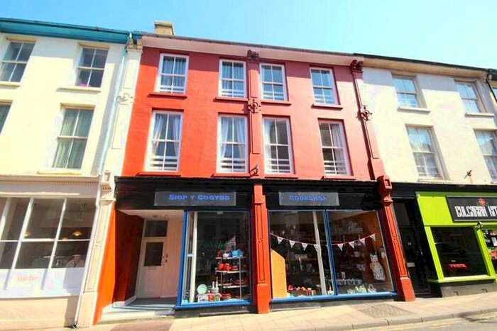 2 Bedroom Maisonette To Rent In Eastgate, Aberystwyth, SY23