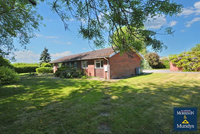 4 Bedroom Detached Bungalow For Sale In Station Road, Bleasby, Nottingham, NG14