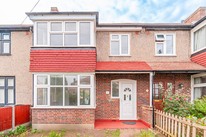 3 Bedroom Terraced House To Rent In Bramshaw Rise, New Malden, Surrey, , New Malden, KT3