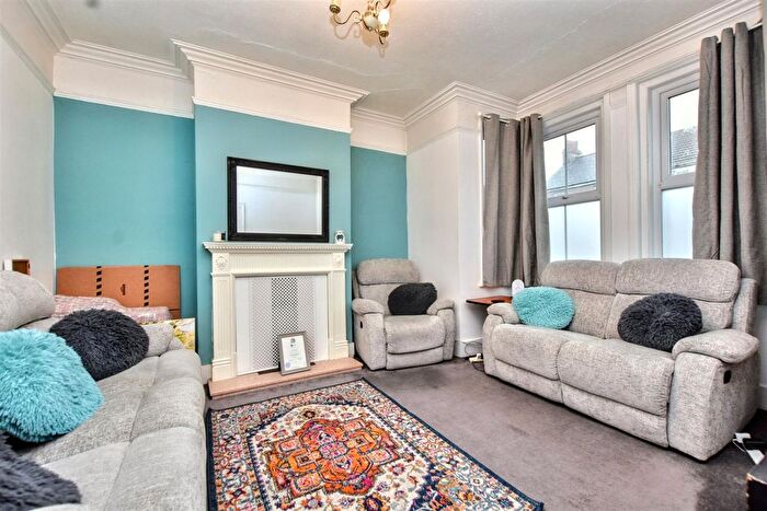 3 Bedroom Terraced House For Sale In Channel View Road, Eastbourne, BN22