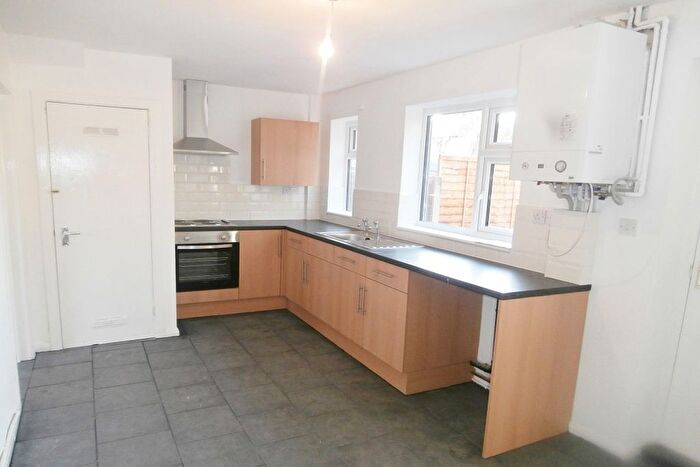 3 Bedroom Semi-Detached House To Rent In Beckley Road, Nottingham, NG8