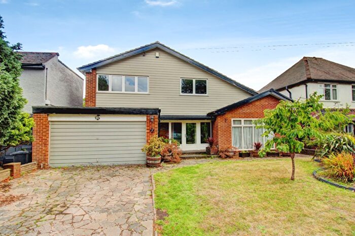 4 Bedroom Detached House For Sale In Rollason Road, Birmingham, B24