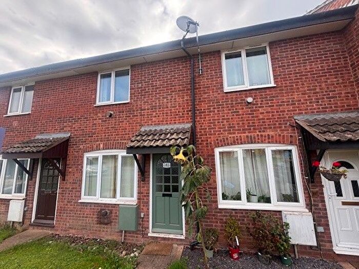 2 Bedroom Property To Rent In Queensway, Taunton, TA1