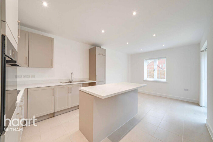 4 Bedroom Detached House For Sale In Bluebell Close, Kelvedon, CO5