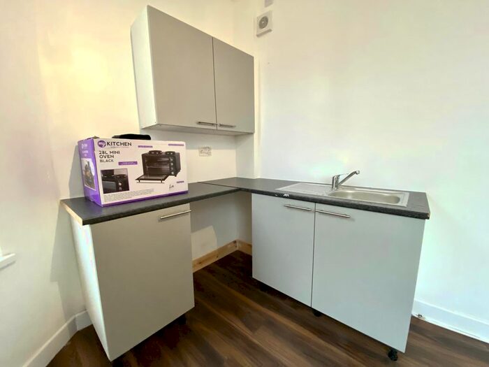Studio To Rent In Stratford Road, Birmingham, B11