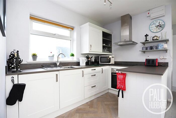 2 Bedroom Chalet For Sale In Marsh Road, Oulton Broad, Suffolk, NR33