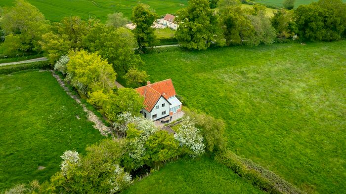 4 Bedroom Cottage For Sale In Lodge Road, Tivetshall St. Margaret, Norwich, NR15