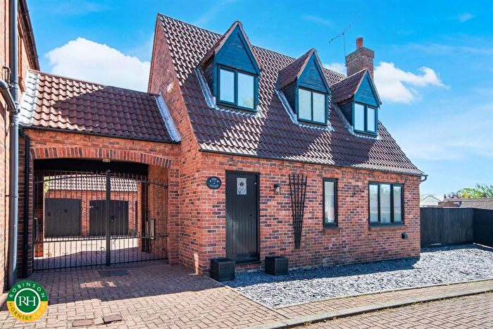 3 Bedroom Property For Sale In Peakes Croft, Bawtry, Doncaster, DN10