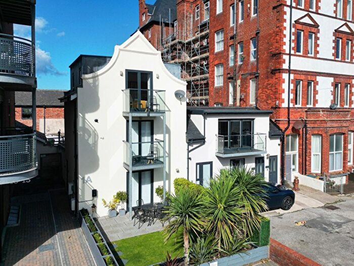 2 Bedroom End Of Terrace House For Sale In A Argyle Road, Whitby, YO21