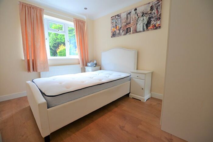 Property To Rent In Waldorf Heights, Blackwater, Camberley, GU17