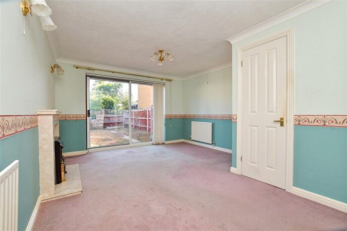 2 Bedroom End Of Terrace House For Sale In Elizabeth Close, Cheam, London, Surrey, SM1