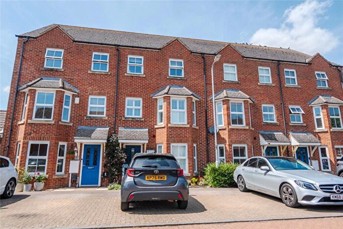 3 Bedroom Terraced House For Sale In Ultra Avenue, Bletchley, Milton Keynes, Buckinghamshire, MK3
