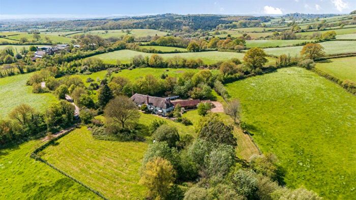 5 Bedroom Detached House For Sale In Clyst St. Lawrence, Cullompton, EX15