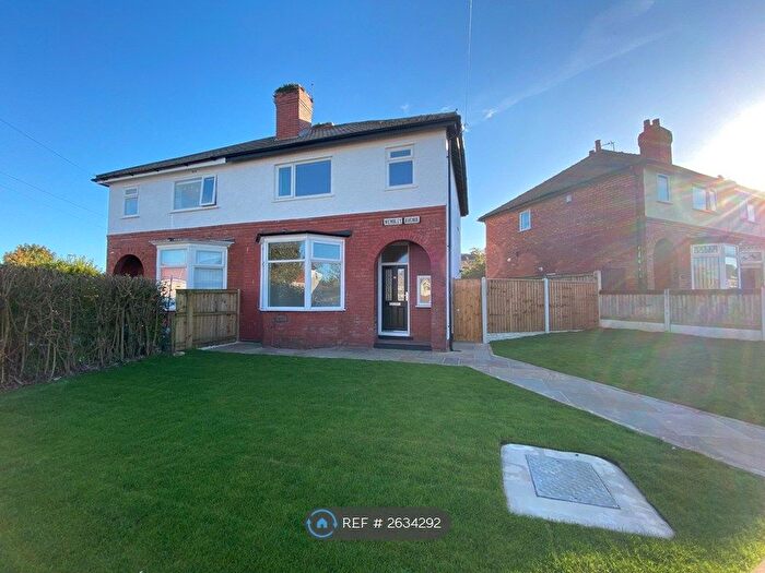 3 Bedroom Semi-Detached House To Rent In Wembley Avenue, Blackpool, FY3