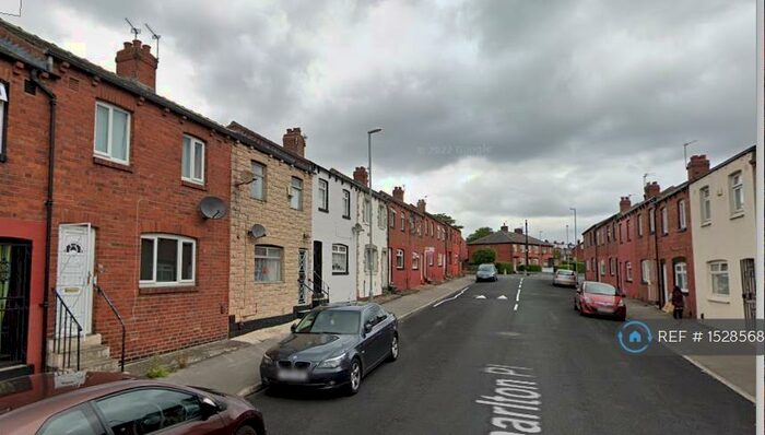 3 Bedroom Terraced House To Rent In Charlton Place, Leeds, LS9