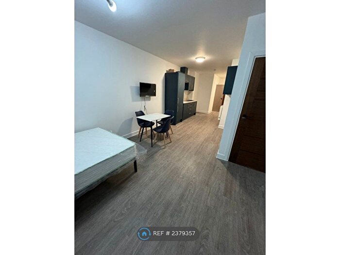 Studio To Rent In High Street, Bangor, LL57