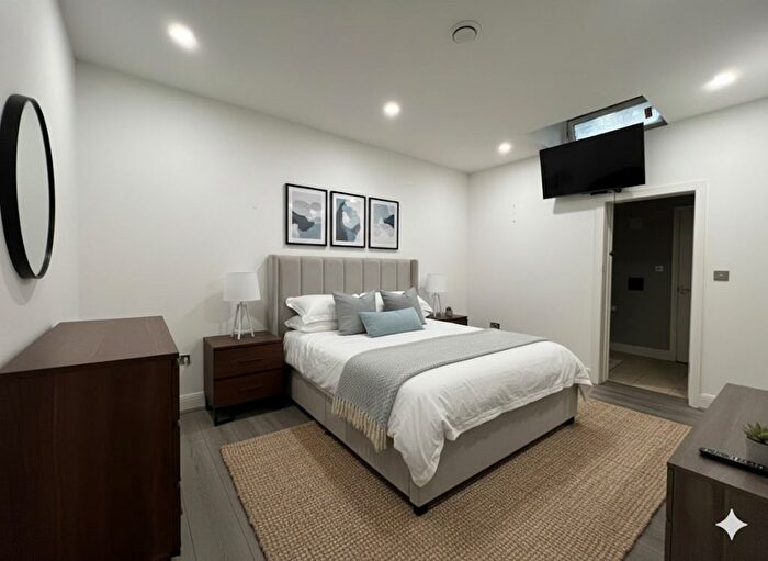 1 Bedroom Flat To Rent In Finchley Road, London, NW3