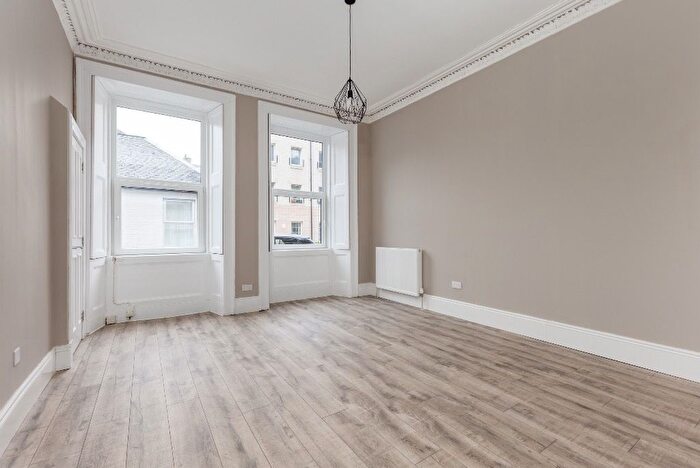 1 Bedroom Flat To Rent In Kirk Street, Leith, Edinburgh, EH6
