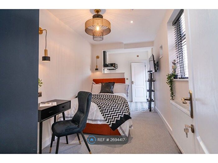 Studio To Rent In Porter Road, Derby, DE23