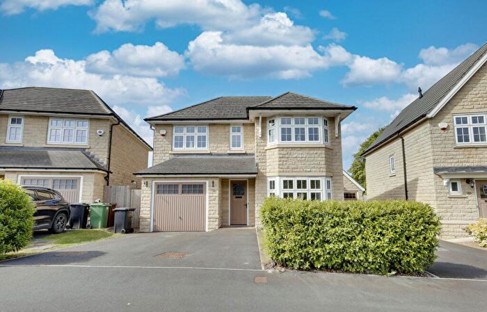 4 Bedroom Detached House For Sale In Bletchley Way, Horsforth, Leeds, West Yorkshire, LS18