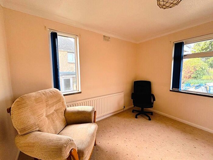 2 Bedroom Detached Bungalow For Sale In Toms Field Road, BH19 - Photo 12