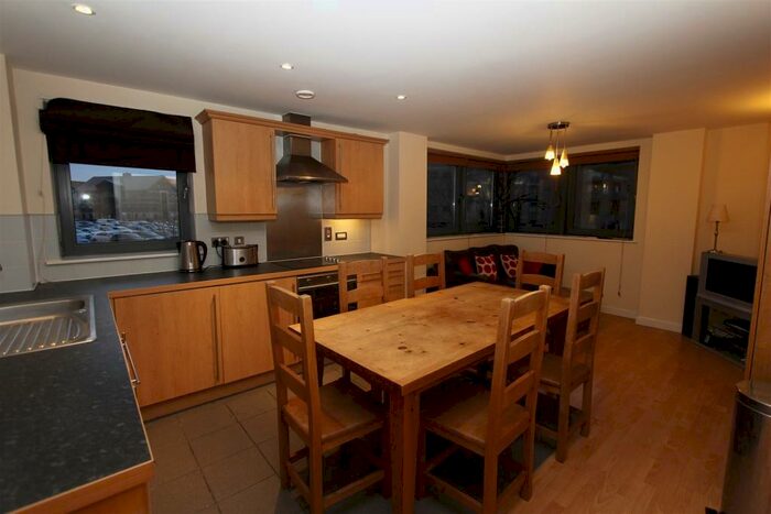 2 Bedroom Flat To Rent In Velocity West, City Walk, LS11