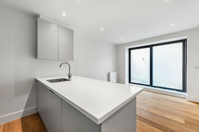 1 Bedroom Apartment To Rent In Jameson Lodge, Shepherds Hill, Highgate, N6