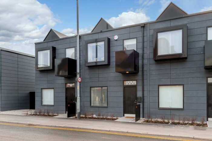 3 Bedroom House To Rent In HoUSe, New Islington, Manchester, M4