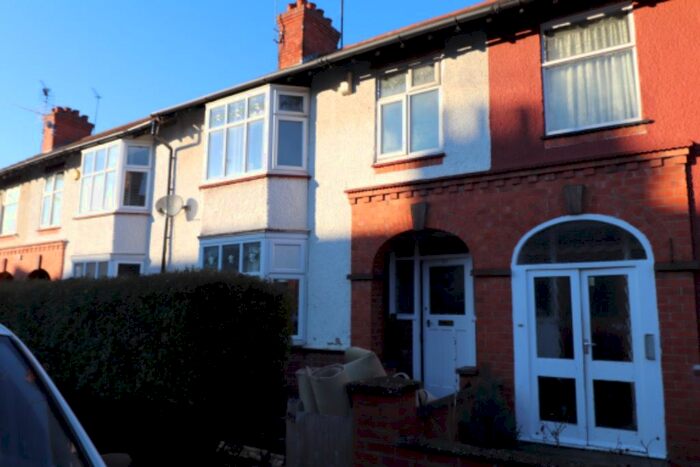 3 Bedroom Terraced House To Rent In King Edward Road, Abington, Northampton NN1