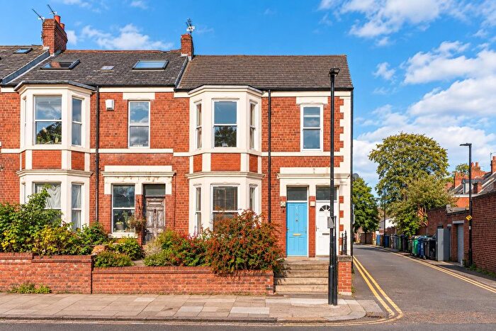 2 Bedroom Flat For Sale In Goldspink Lane, Sandyford, Newcastle Upon Tyne, NE2