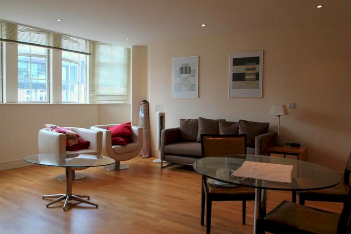 2 Bedroom Flat To Rent In Marsham Street, London, SW1P
