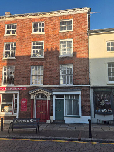 1 Bedroom Flat To Rent In Broad Street, Leominster, Herefordshire, HR6
