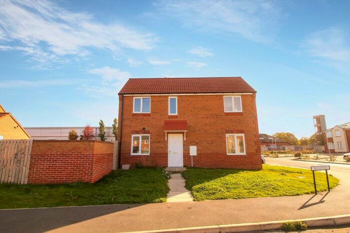 3 Bedroom Semi-Detached House To Rent In Bates Avenue, Blyth, NE24