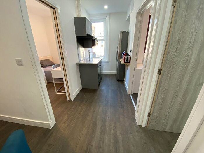 1 Bedroom Flat To Rent In Ecclesall Road, Sheffield, S11