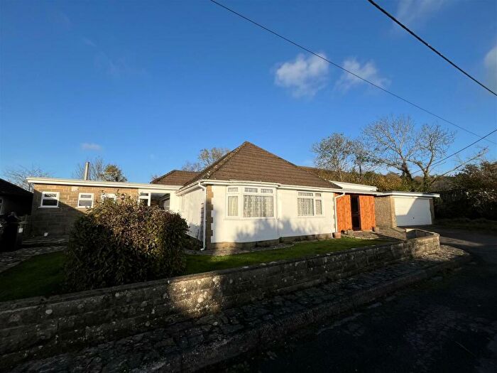 3 Bedroom Detached Bungalow To Rent In Bowhayes, Bridport, DT6