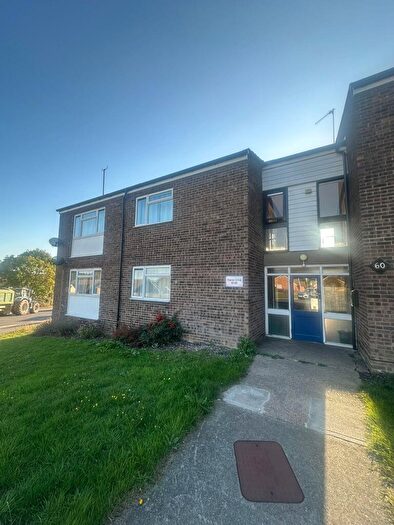 3 Bedroom Flat To Rent In Hamlet Drive, Colchester, Essex, CO4