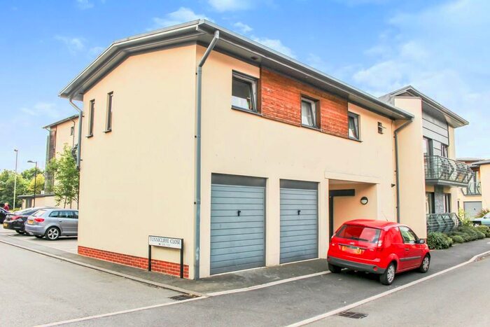 2 Bedroom Property To Rent In Tunnicliffe Close, Old Town, Swindon, SN3