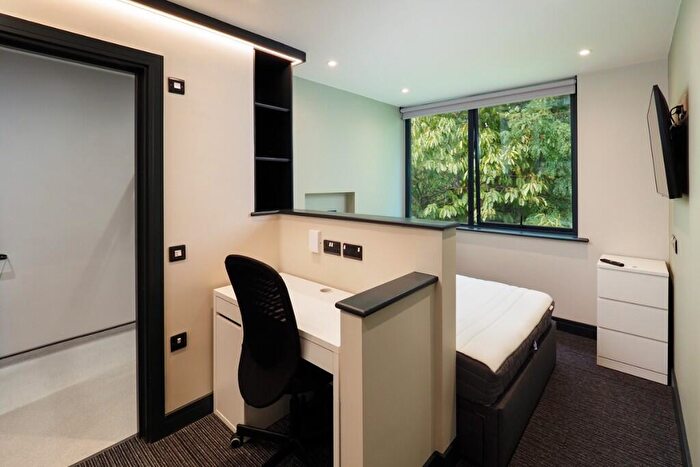 1 Bedroom Private Hall To Rent In Flat, Sar Court, Woodland Way, Canterbury, Kent, CT2