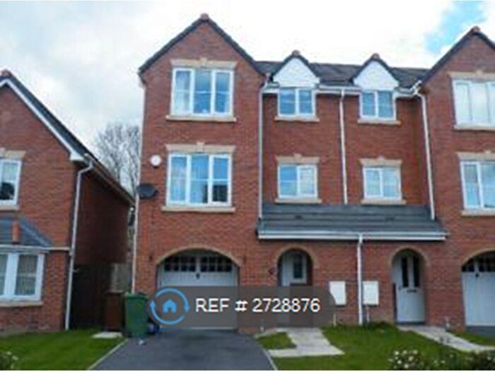 4 Bedroom Semi Detached House To Rent In Quarry Bank Rise, Winsford, CW7