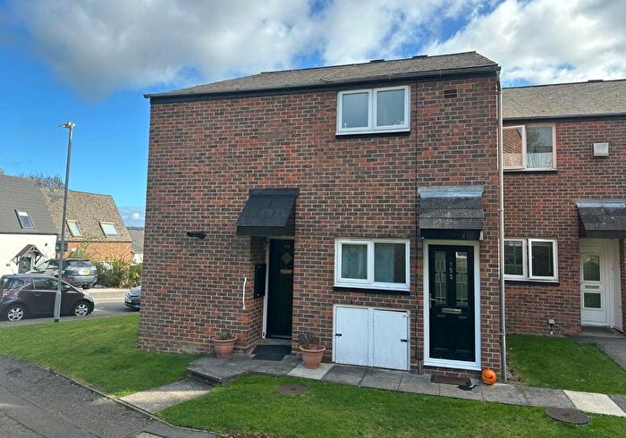 2 Bedroom Flat For Sale In Thirlmere Gardens, Northwood, Middlesex, HA6