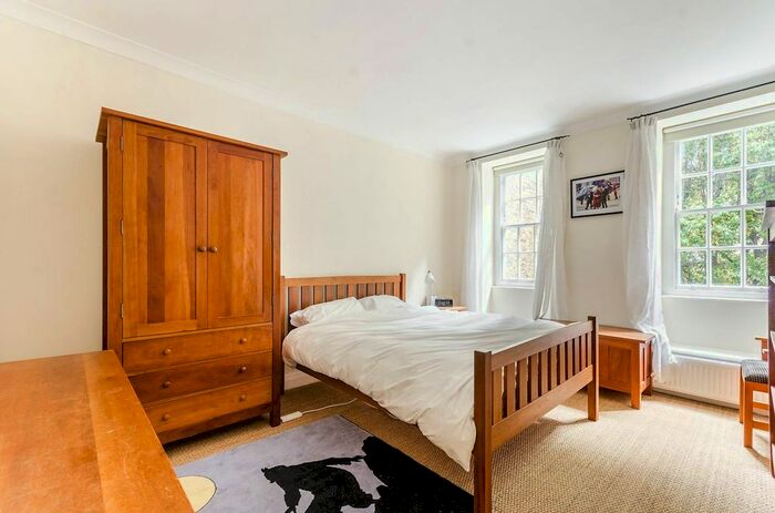 1 Bedroom Flat To Rent In Mallord Street, Chelsea, London, SW3