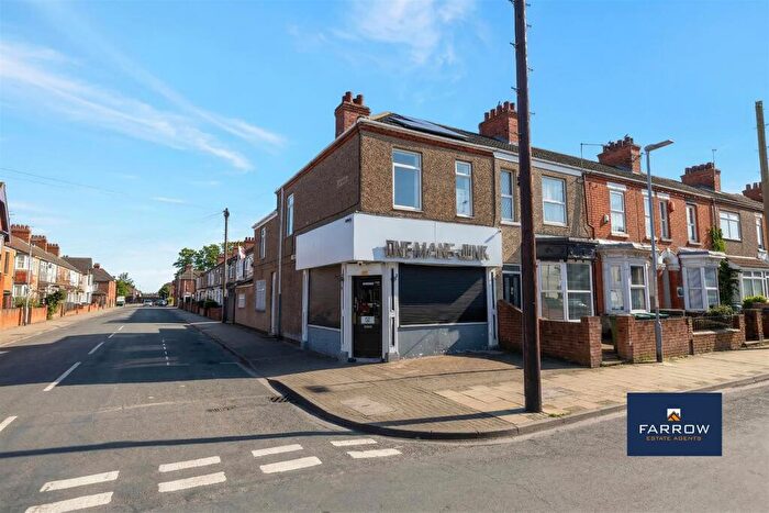 1 Bedroom End Of Terrace House For Sale In Farebrother Street, Grimsby, DN32