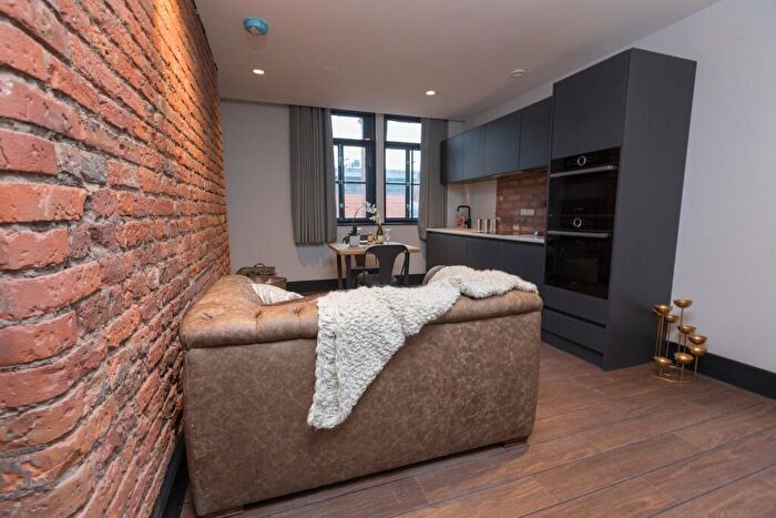 1 Bedroom Apartment To Rent In Portland Street, Manchester, Greater Manchester, M1