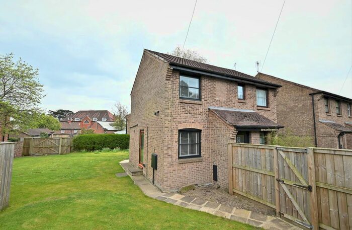 1 Bedroom Semi-Detached House To Rent In Skellbank, Ripon, HG4