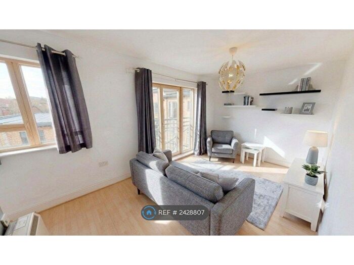 1 Bedroom Flat To Rent In Bruce House, Harrow, HA1