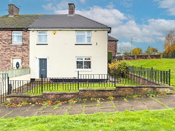 3 Bedroom Semi Detached House For Sale In Bilsdale Grange, Buttershaw, BD6