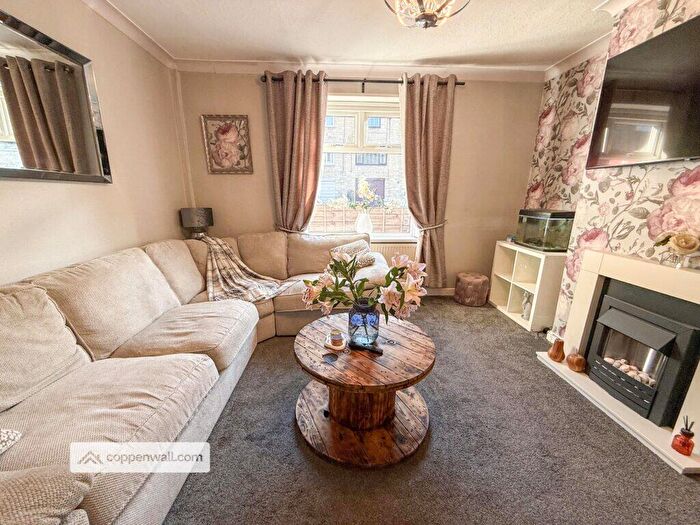 3 Bedroom End Of Terrace House For Sale In Vale Street, Bacup, Rossendale, OL13