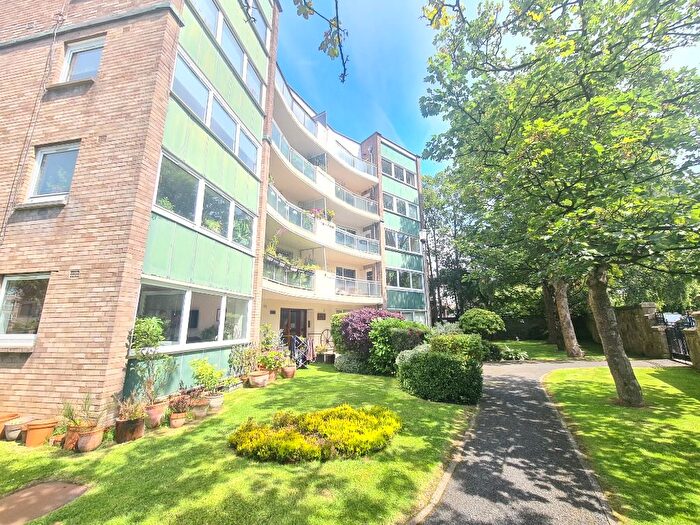 3 Bedroom Flat To Rent In Albert Drive, Pollokshields, Glasgow, G41